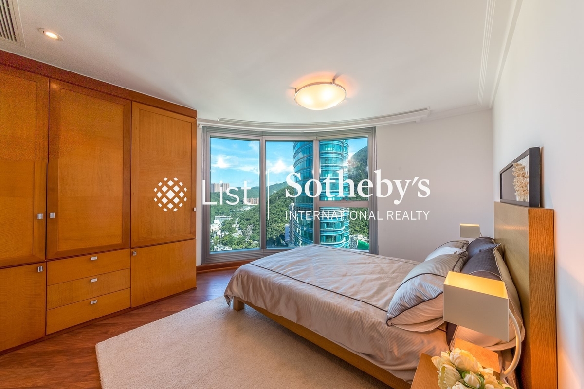 The Summit 御峰 | Third Bedroom