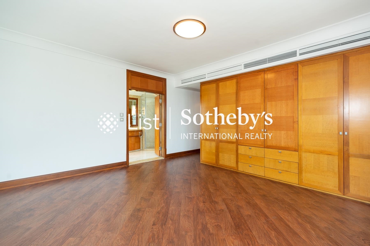 The Summit 御峰 | Master Bedroom