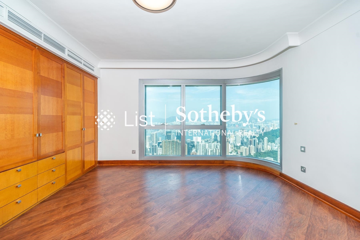 The Summit 御峰 | Master Bedroom