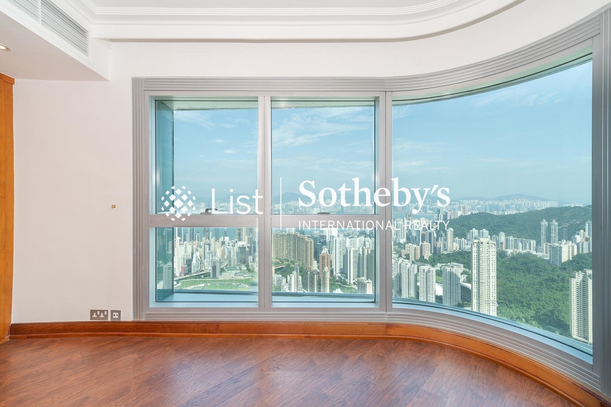 The Summit 御峰 | Second Bedroom