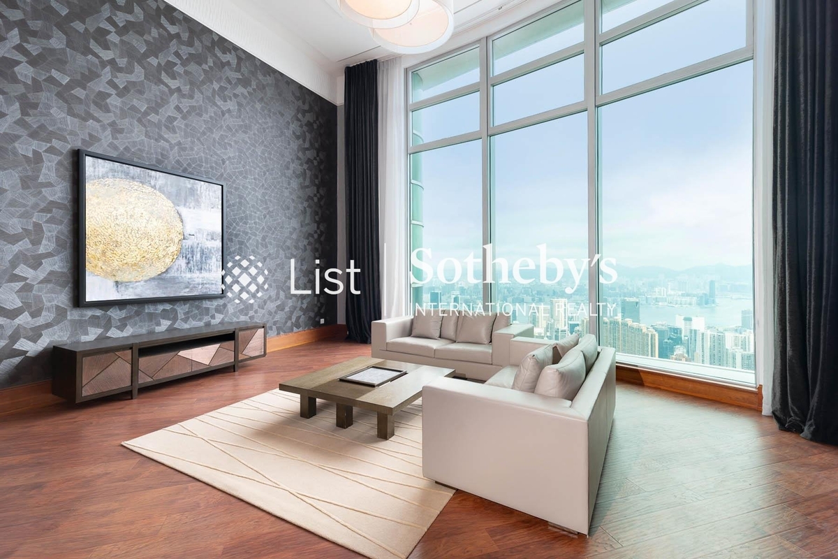 The Summit 御峰 | Living Area