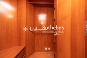 The Summit 御峰 | Walk-in Closet in Master Bedroom 