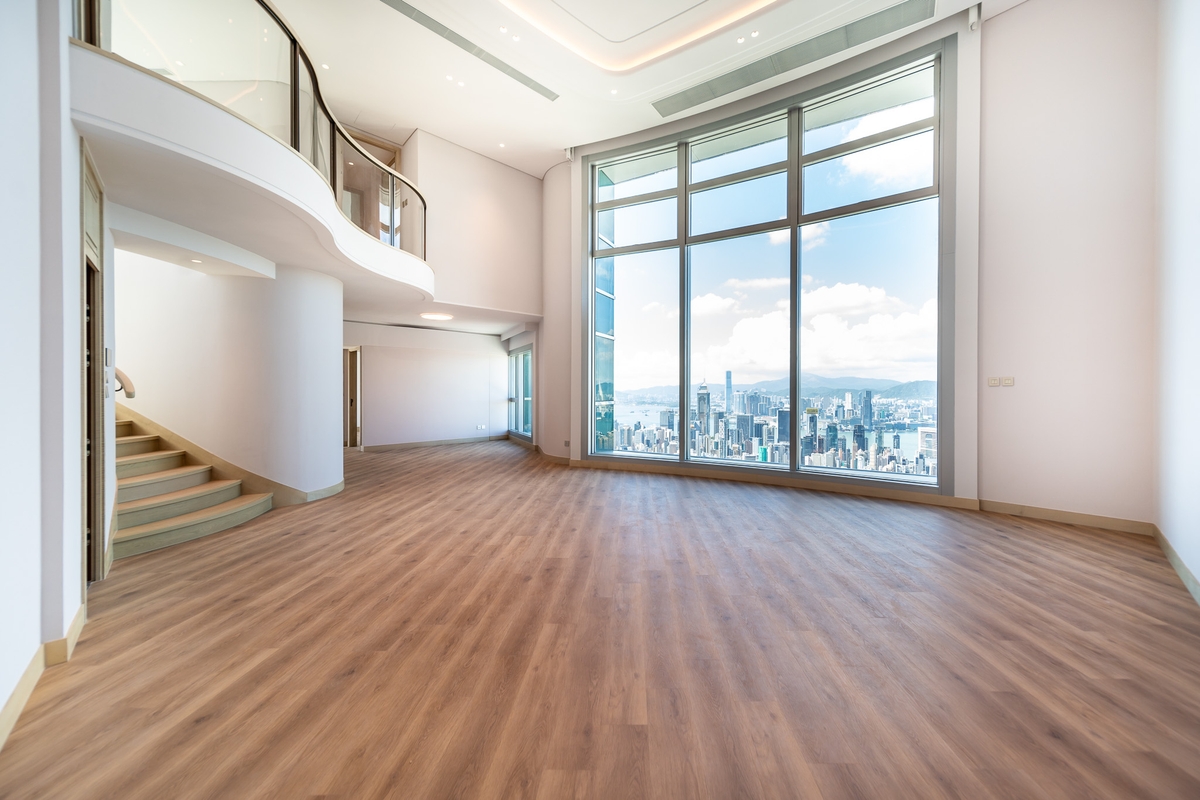 The Summit 御峰 | Living and Dining Room