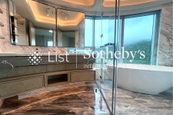 The Summit 御峰 | Master Bathroom