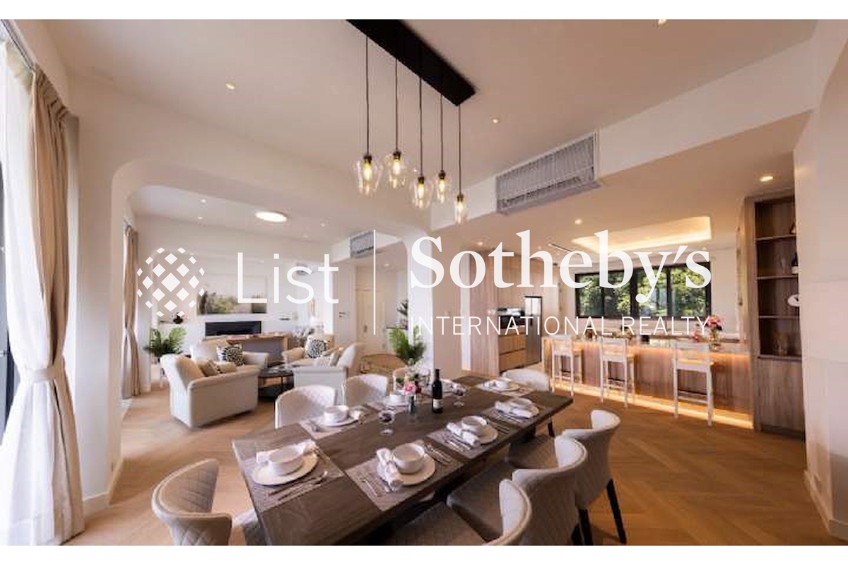 Raceview Mansion 眺馬閣 | Living and Dining Room