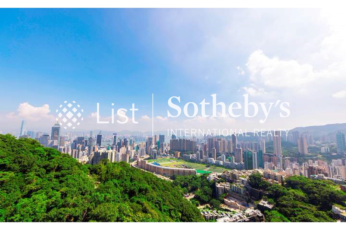 Raceview Mansion 眺馬閣 | View from Balcony