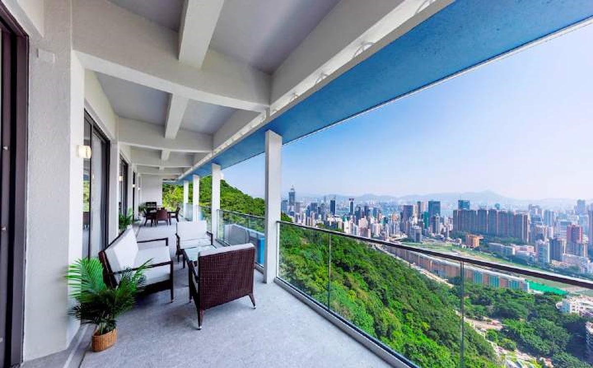 Raceview Mansions 眺马阁 | Balcony off Living and Dining Room