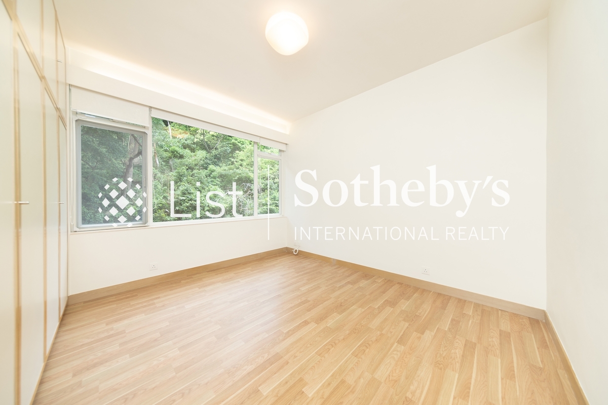 Jade House 寶璧大廈 | Third Bedroom