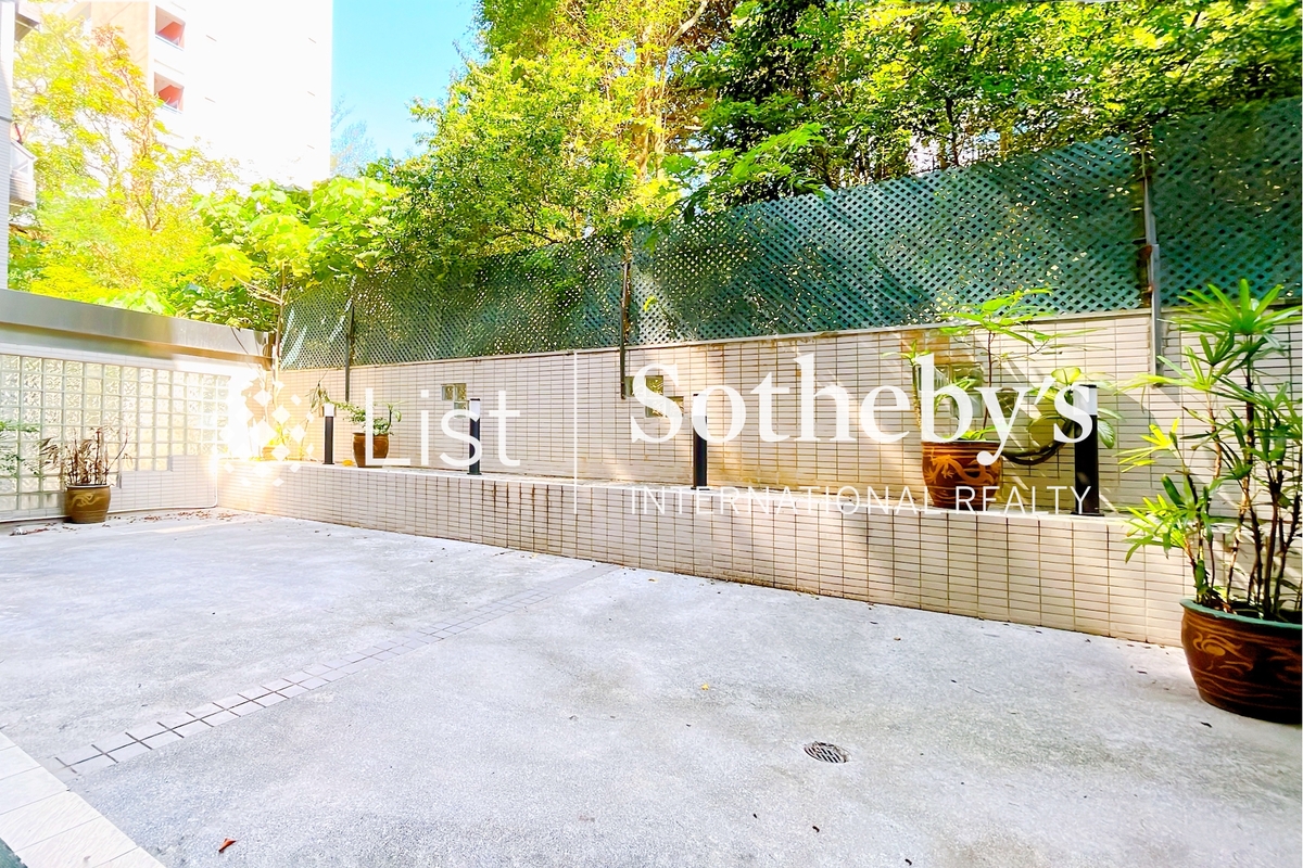 Billion Terrace 千葉居 | Private Terrace off Living and Dining Room