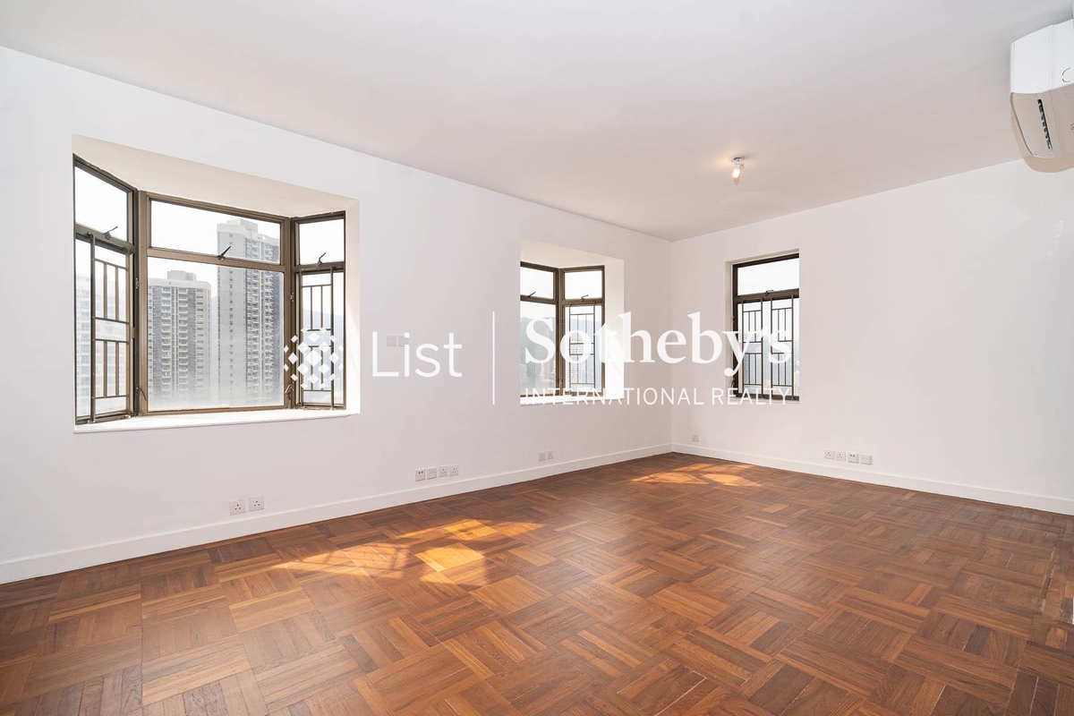 Elm Tree Towers 愉富大廈 | Master Bedroom