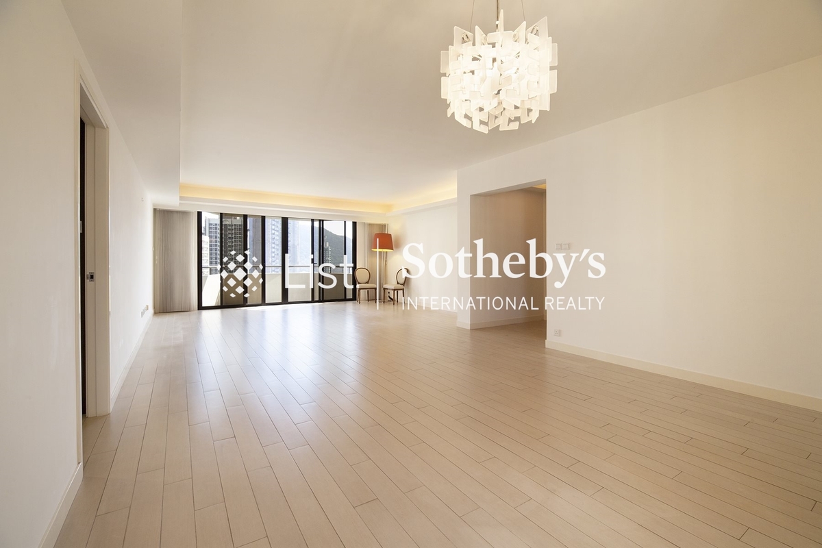 Elm Tree Towers 愉富大廈 | Living and Dining Room