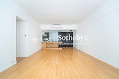 Evergreen Court 翠苑 | Living and Dining Room