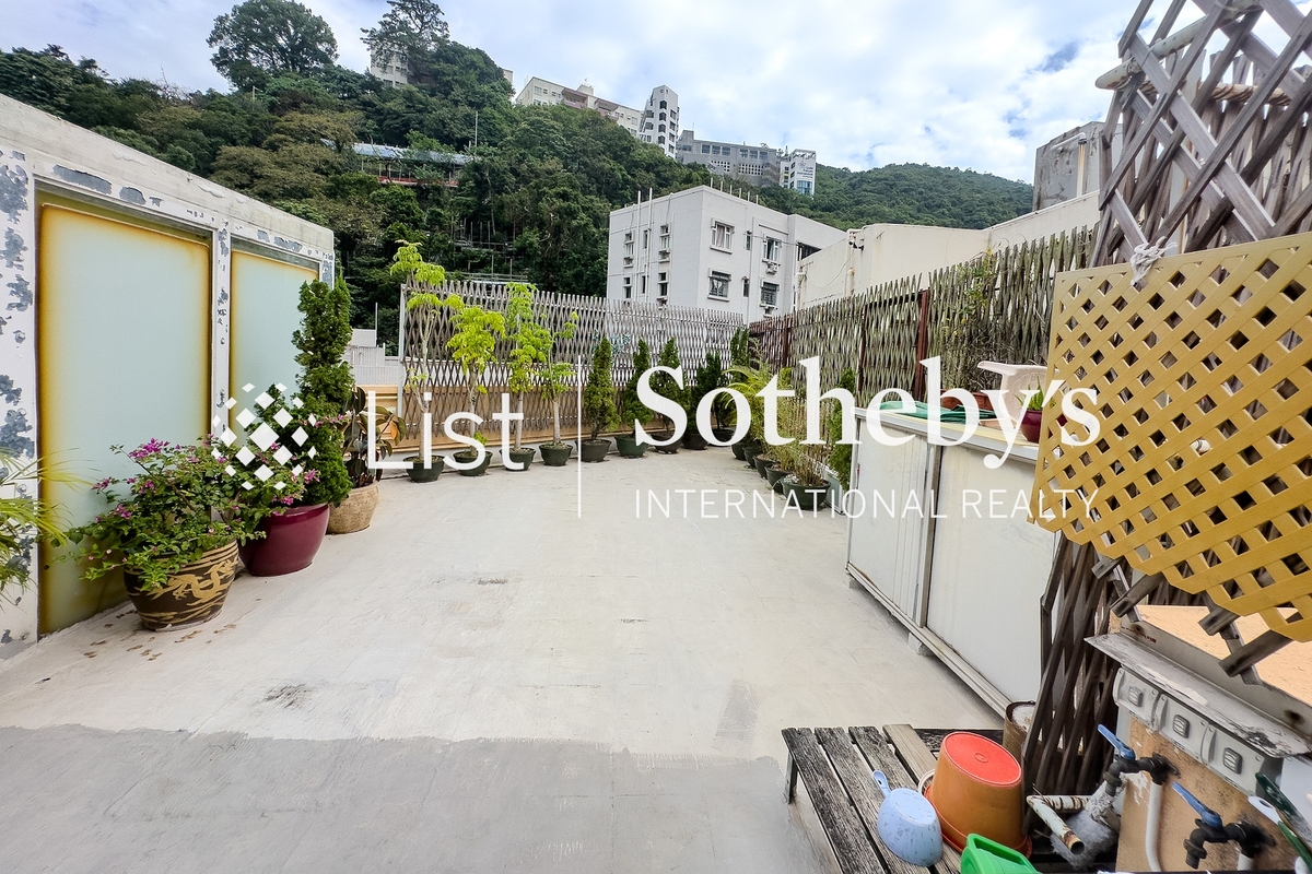 Sunrise Court 金辉园 | Private Roof Terrace