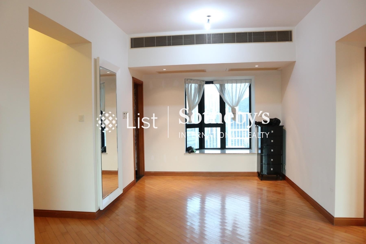 The Leighton Hill 禮頓山 | Living and Dining Room