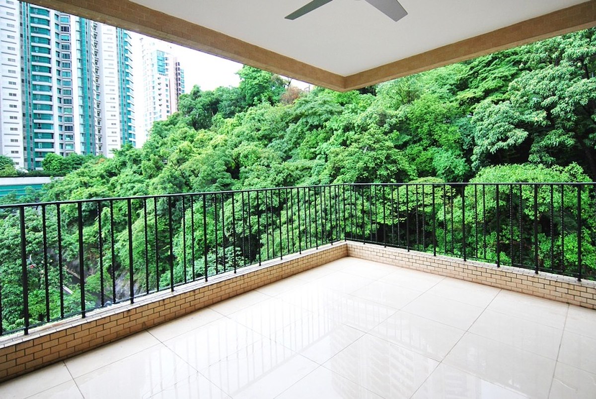 Grenville House 嘉慧园 | Balcony off Living Room