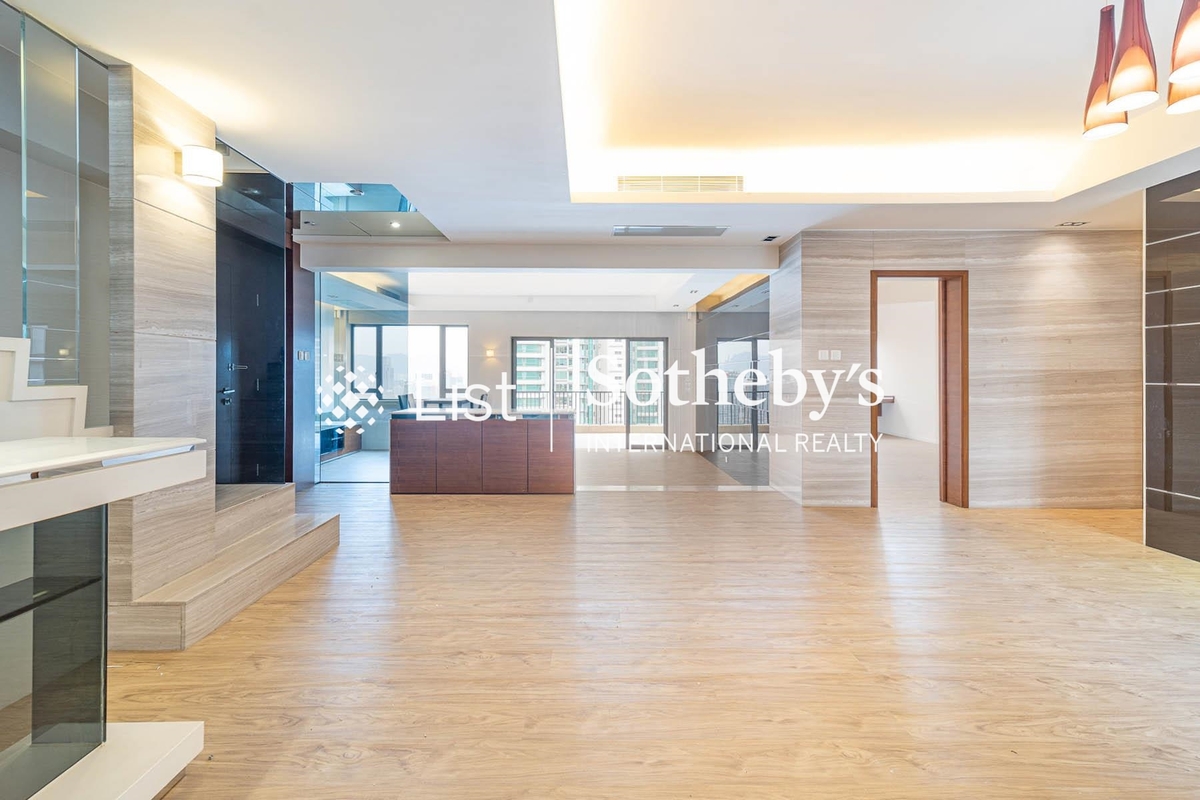 Grenville House 嘉慧園 | Dining Room