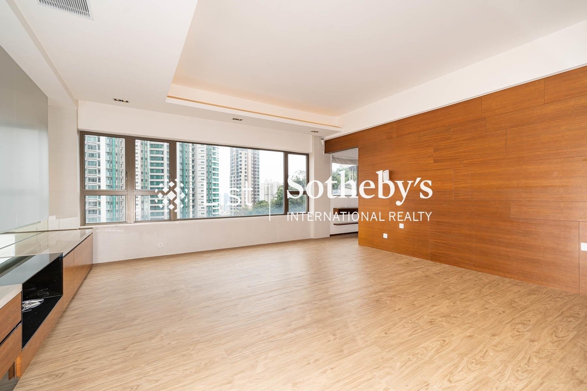 Grenville House 嘉慧園 | Master Bedroom