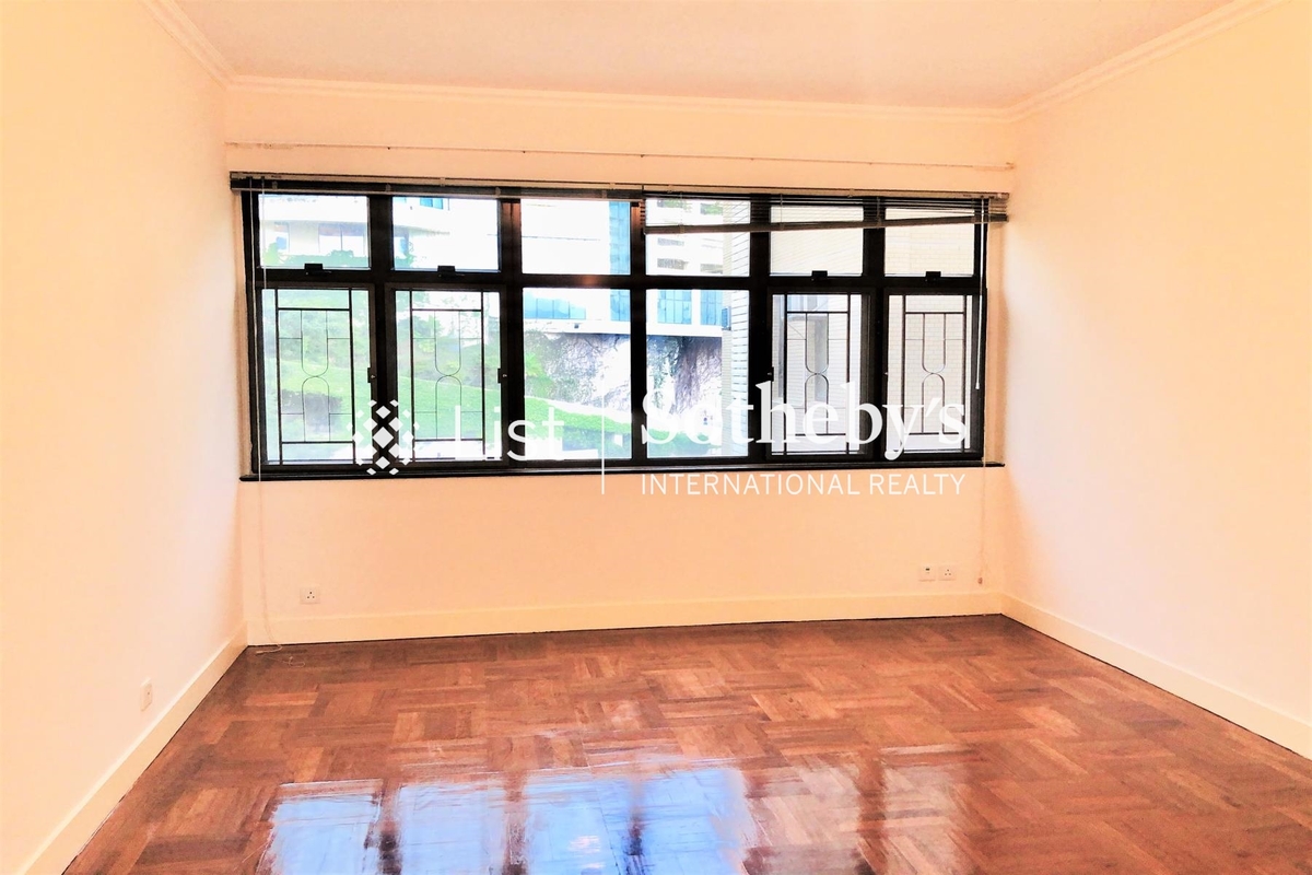 Grenville House 嘉慧園 | Fourth Bedroom