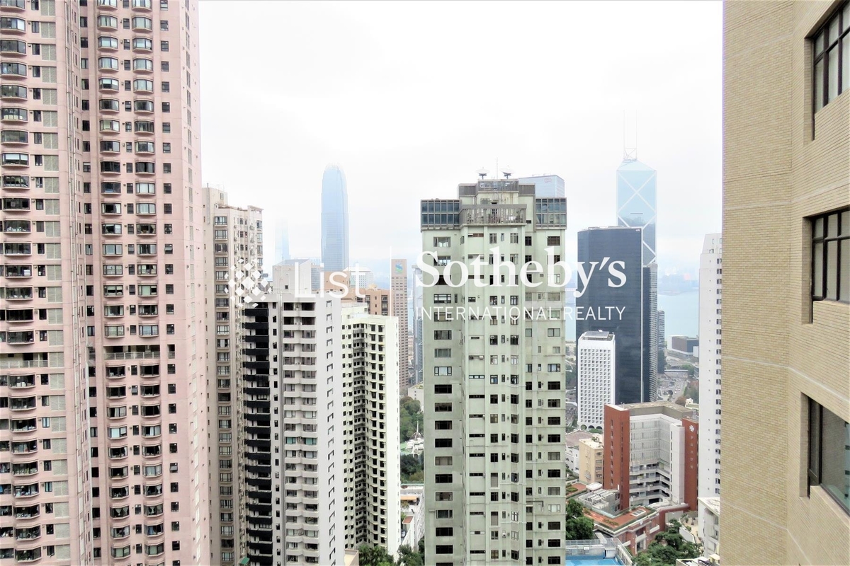 Grenville House 嘉慧園 | View from Living and Dining Room