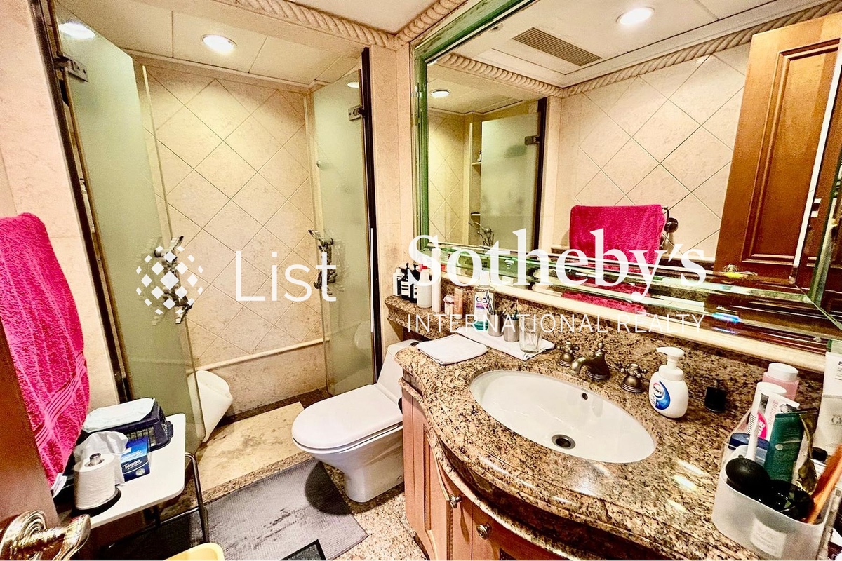 The Leighton Hill 礼顿山 | Guest Bathroom