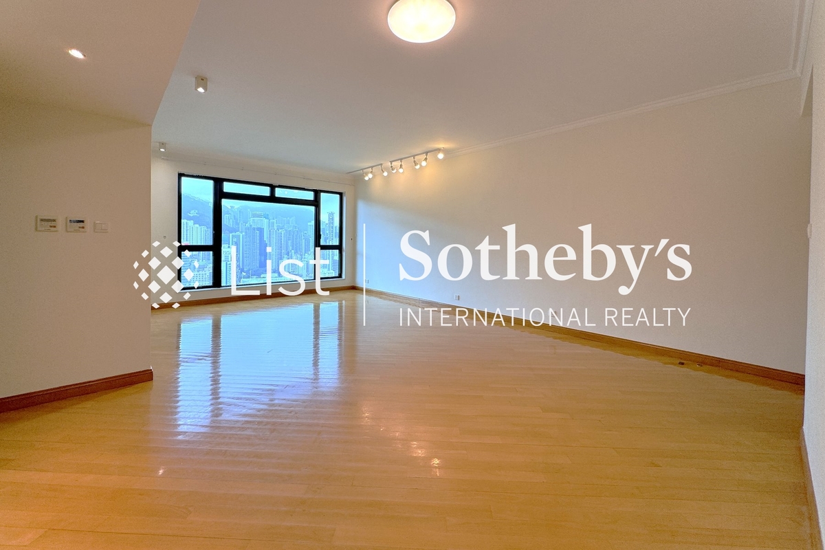 The Leighton Hill 禮頓山 | Living and Dining Room