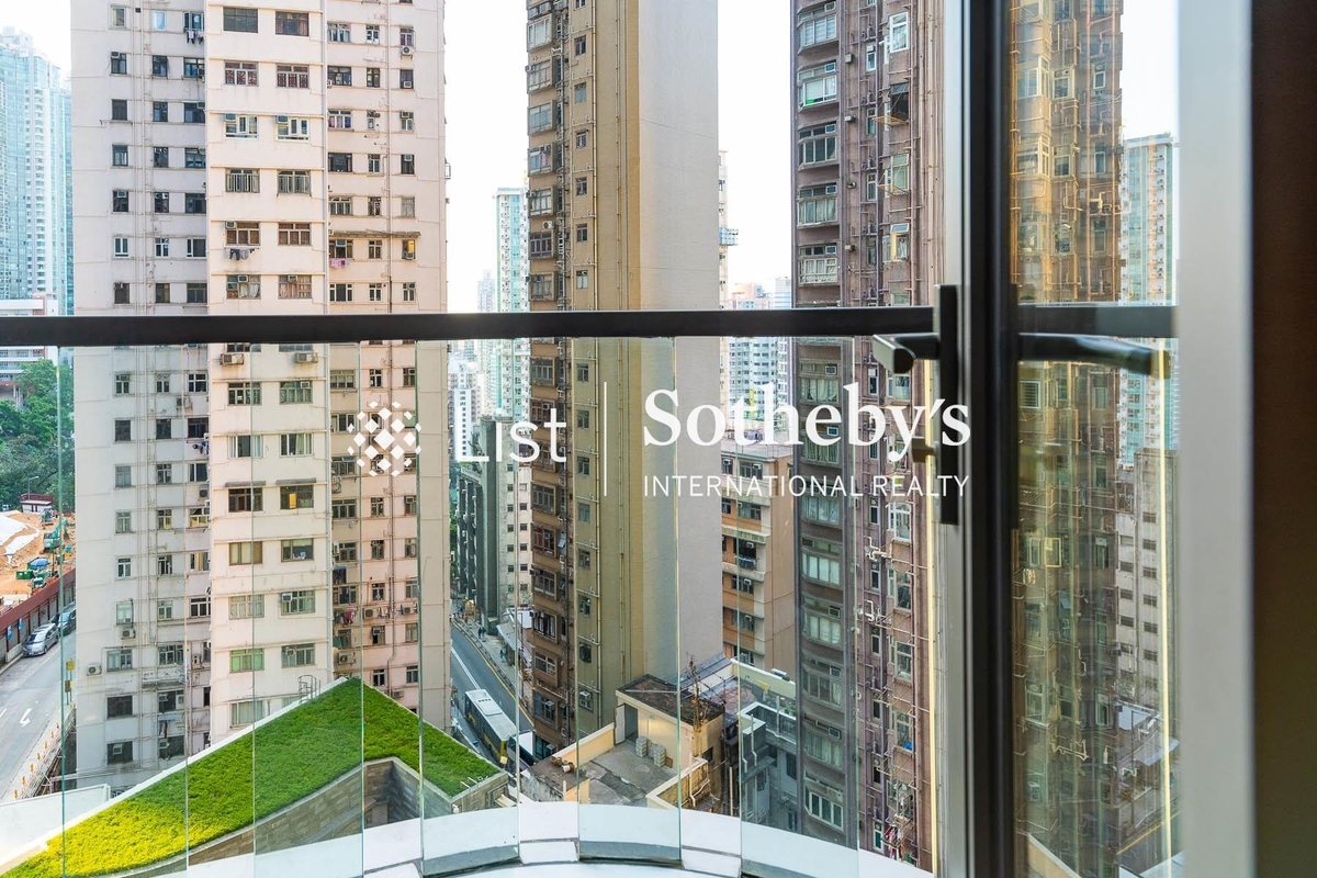 Arezzo 瀚然 | Balcony off Living and Dining Room