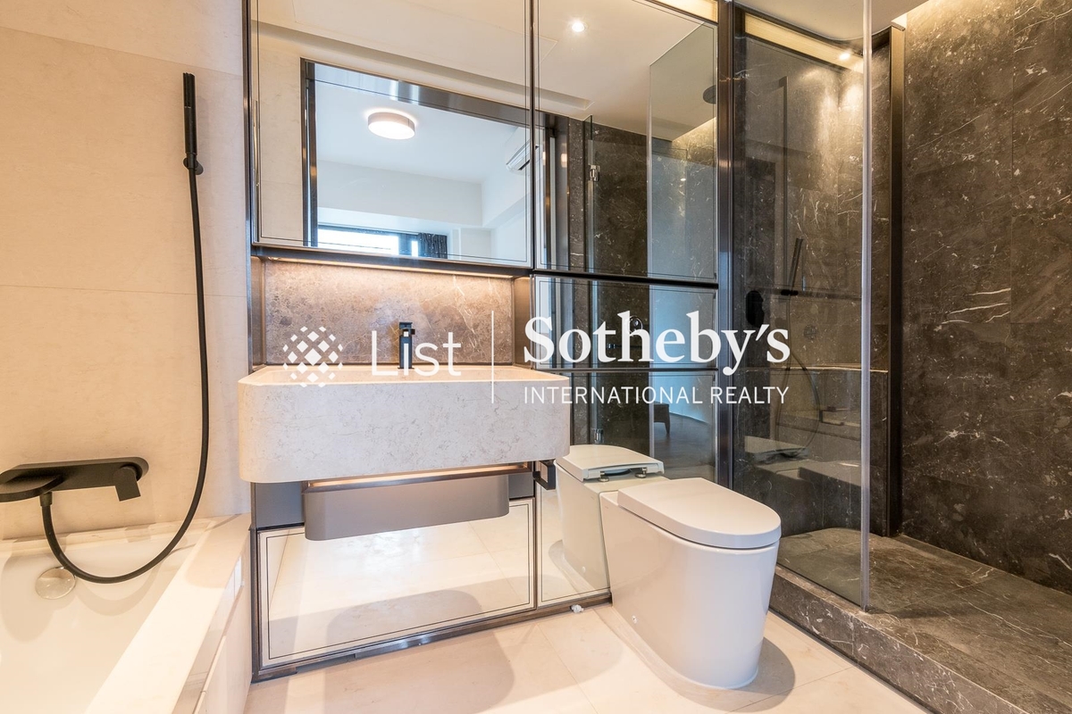 Arezzo 瀚然 | Master Bathroom