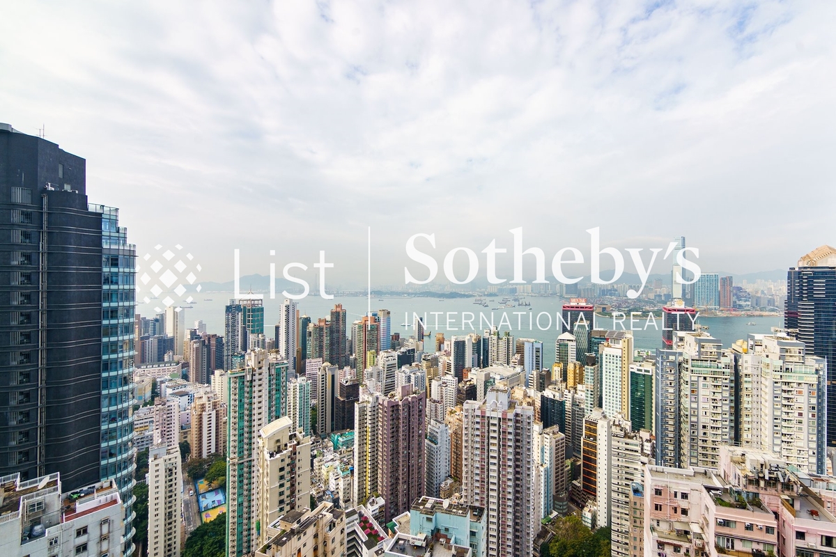 Arezzo 瀚然 | Balcony off Living Room