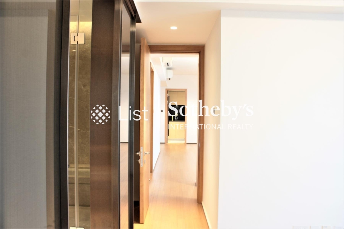 Arezzo 瀚然 | Corridor