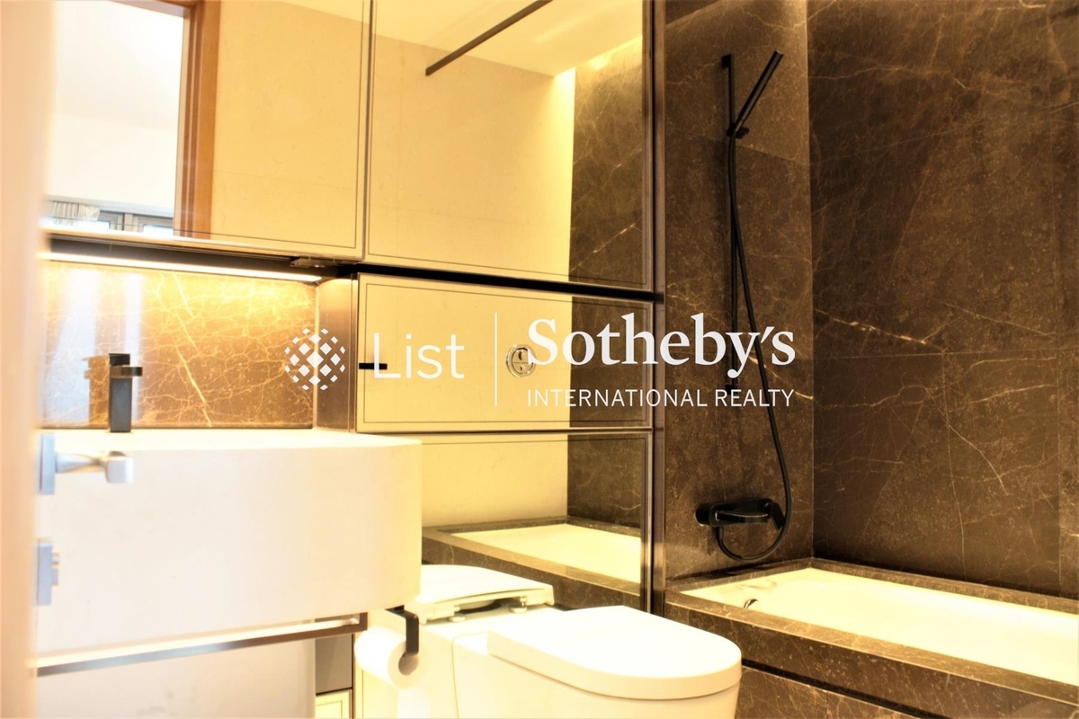 Arezzo 瀚然 | Guest Bathroom