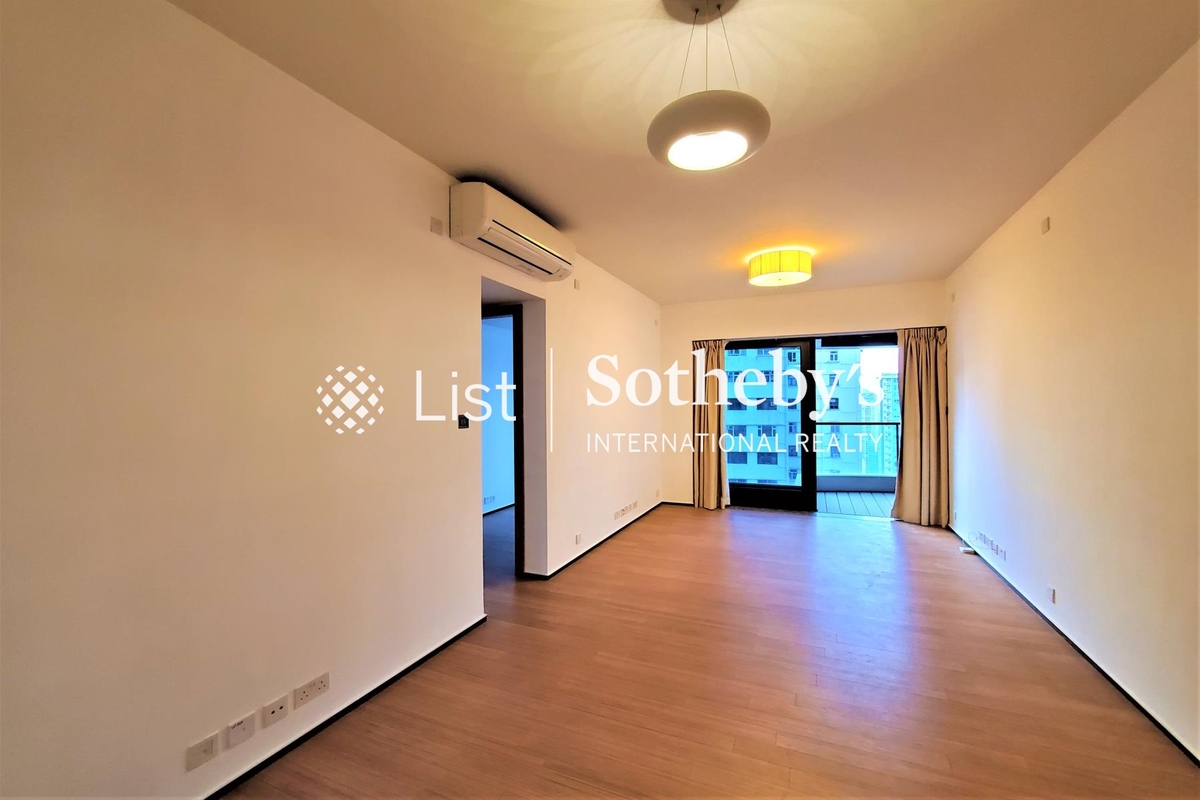 Arezzo 瀚然 | Living and Dining Room