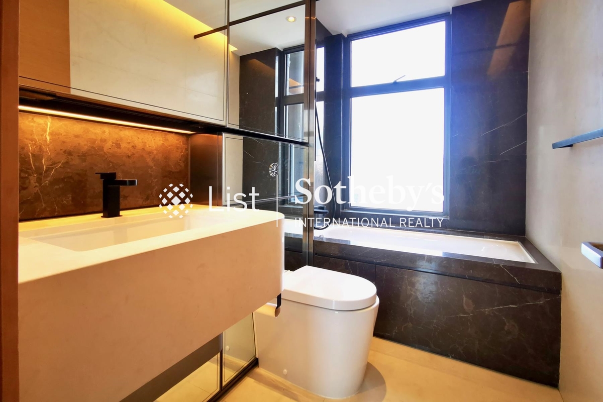 Arezzo 瀚然 | Guest Bathroom