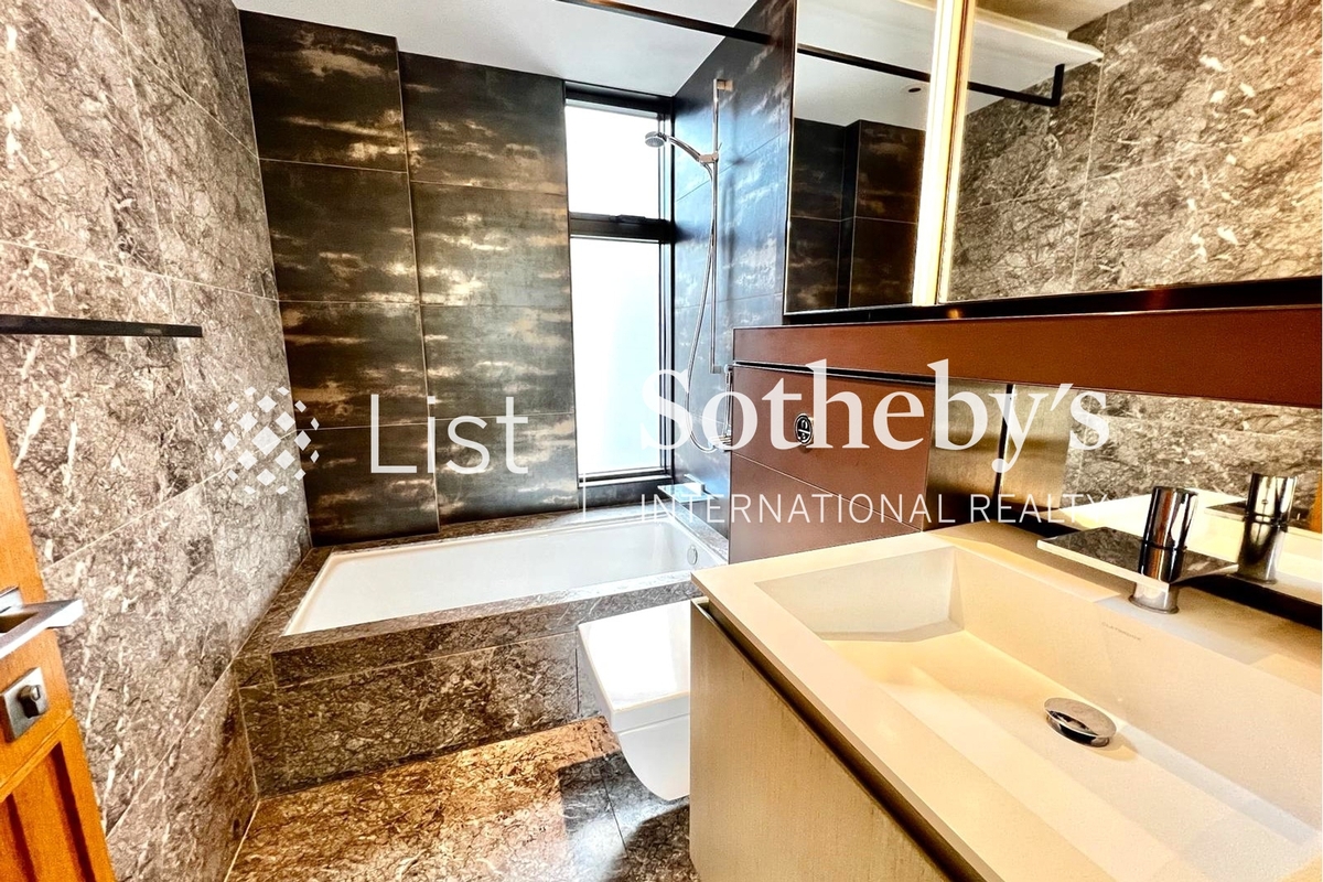 Alassio 殷然 | Guest Bathroom