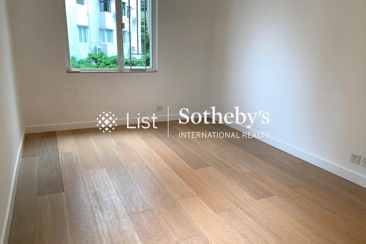 Skyline Mansion 年豐園 | Third Bedroom