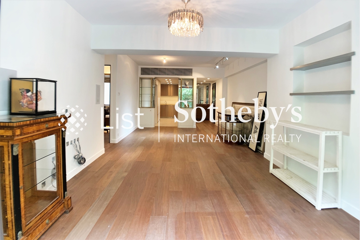 Skyline Mansion 年丰园 | Living and Dining Room