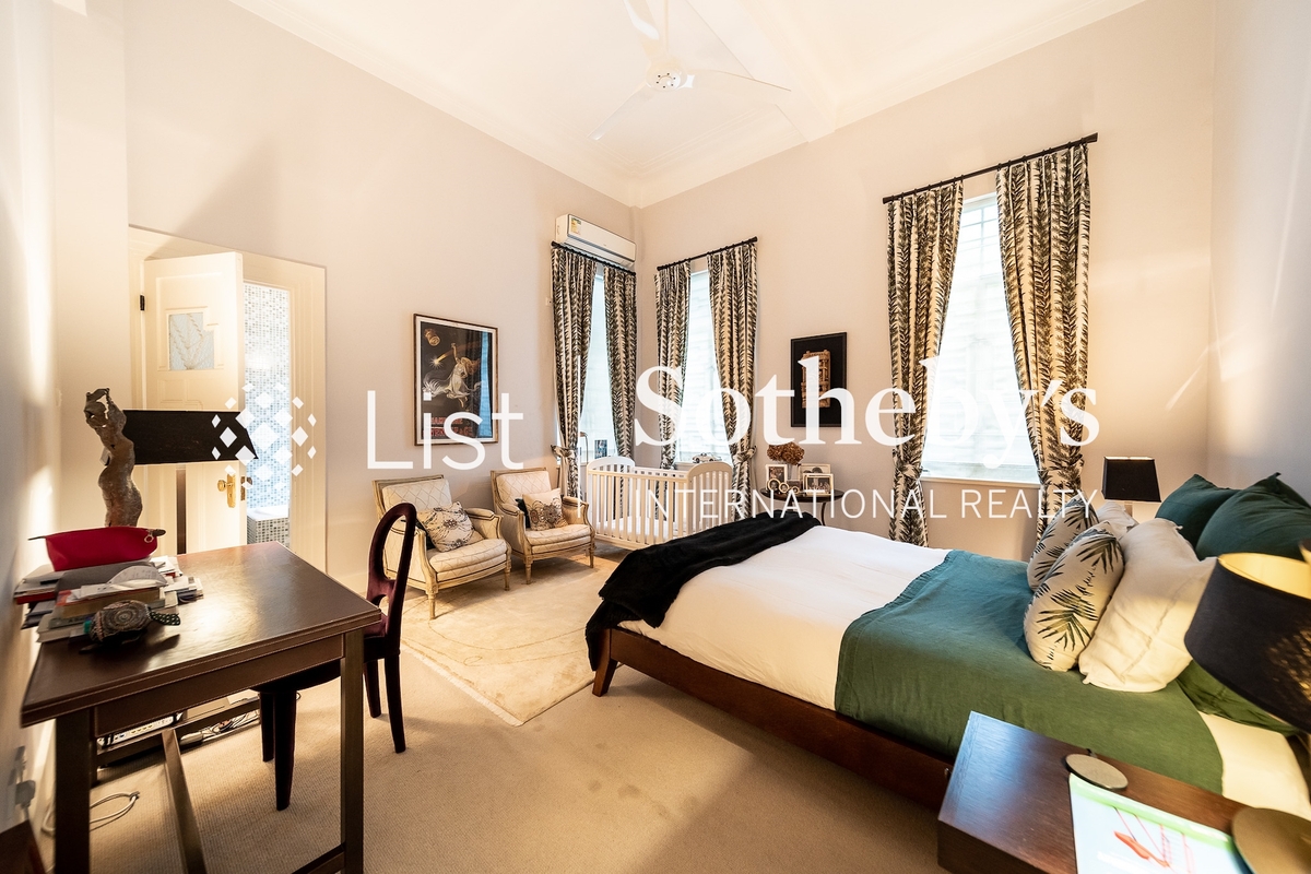 43A Conduit Road 干德道43A號 | Master Bedroom