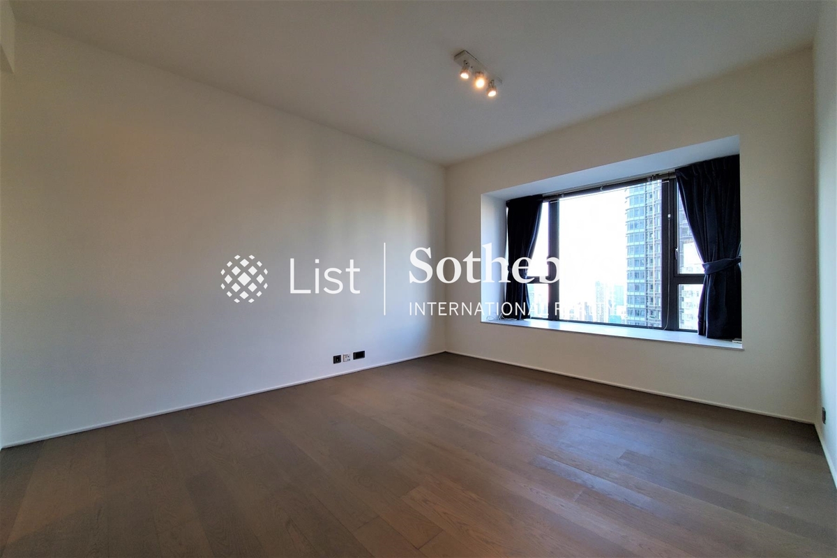 Azura 蔚然 | Master Bedroom