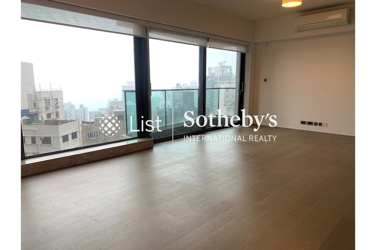 Azura 蔚然 | Living and Dining Room