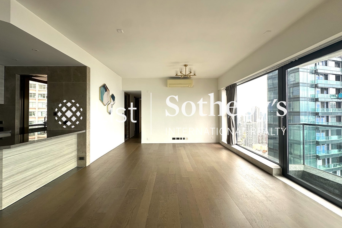 Azura 蔚然 | Living and Dining Room