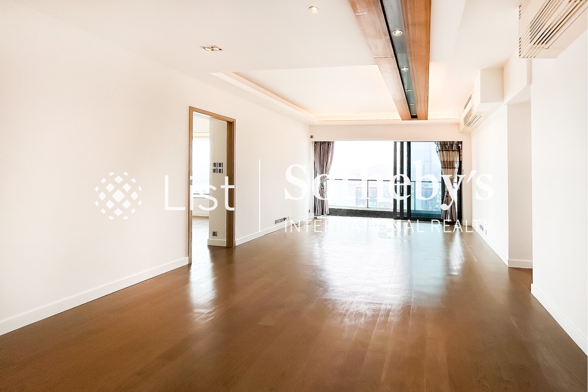 Azura 蔚然 | Living and Dining Room