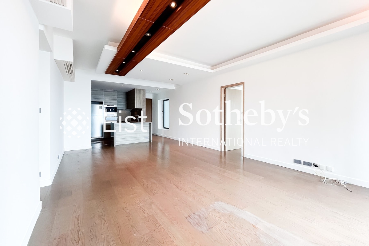 Azura 蔚然 | Living and Dining Room