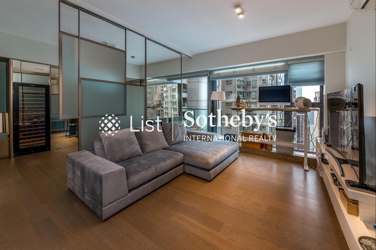 Azura 蔚然 | Living and Dining Room