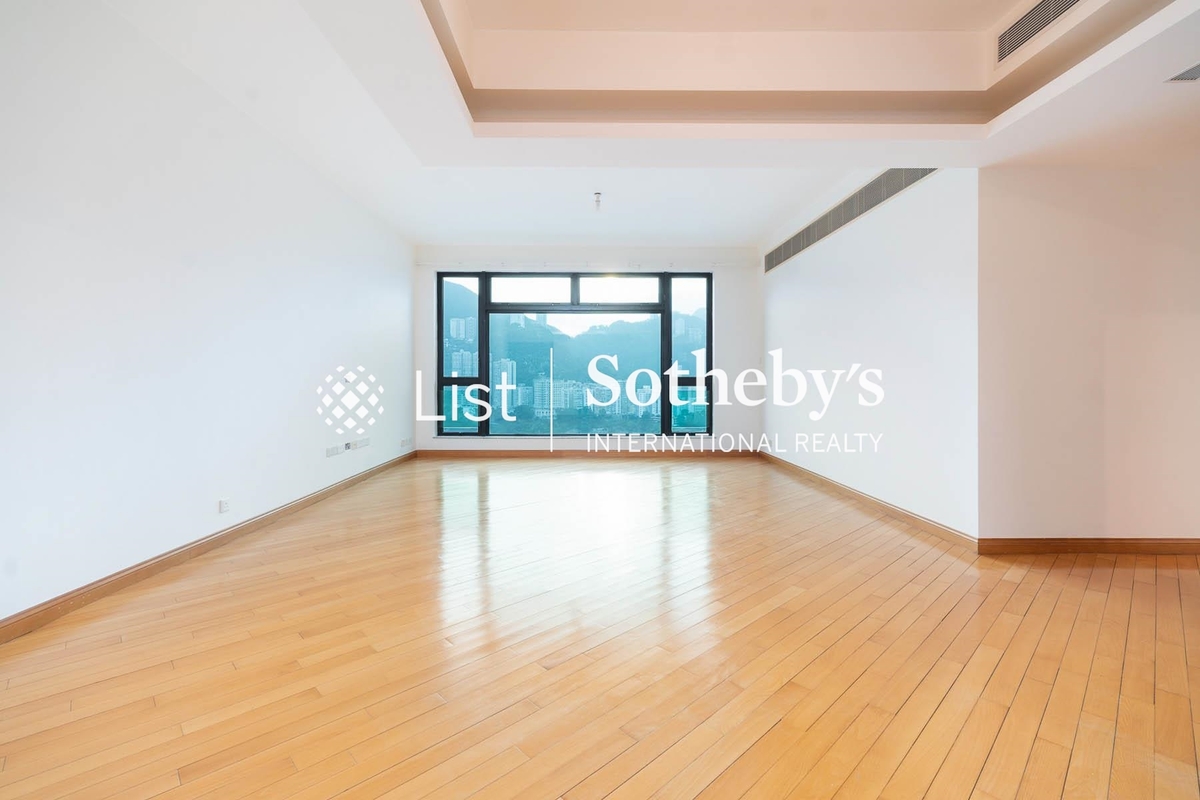 The Leighton Hill 禮頓山 | Living and Dining Room