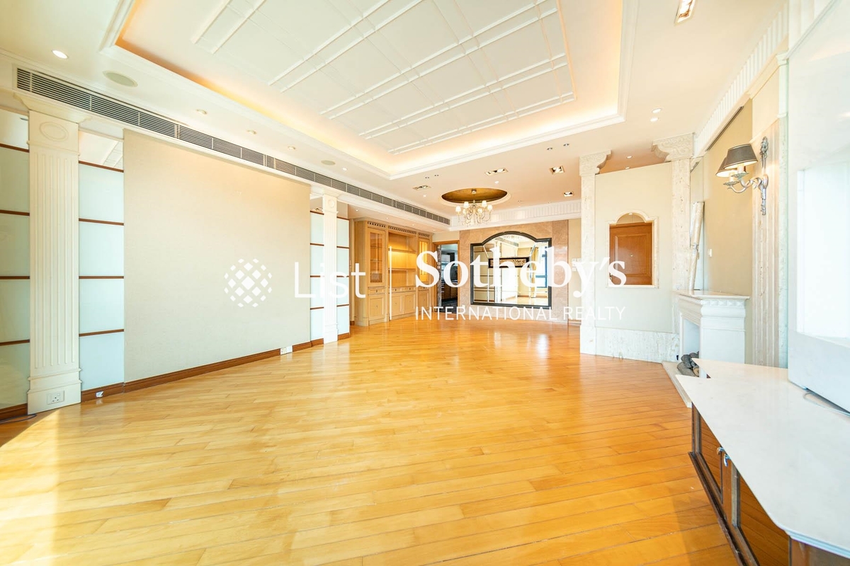 The Leighton Hill 禮頓山 | Living and Dining Room