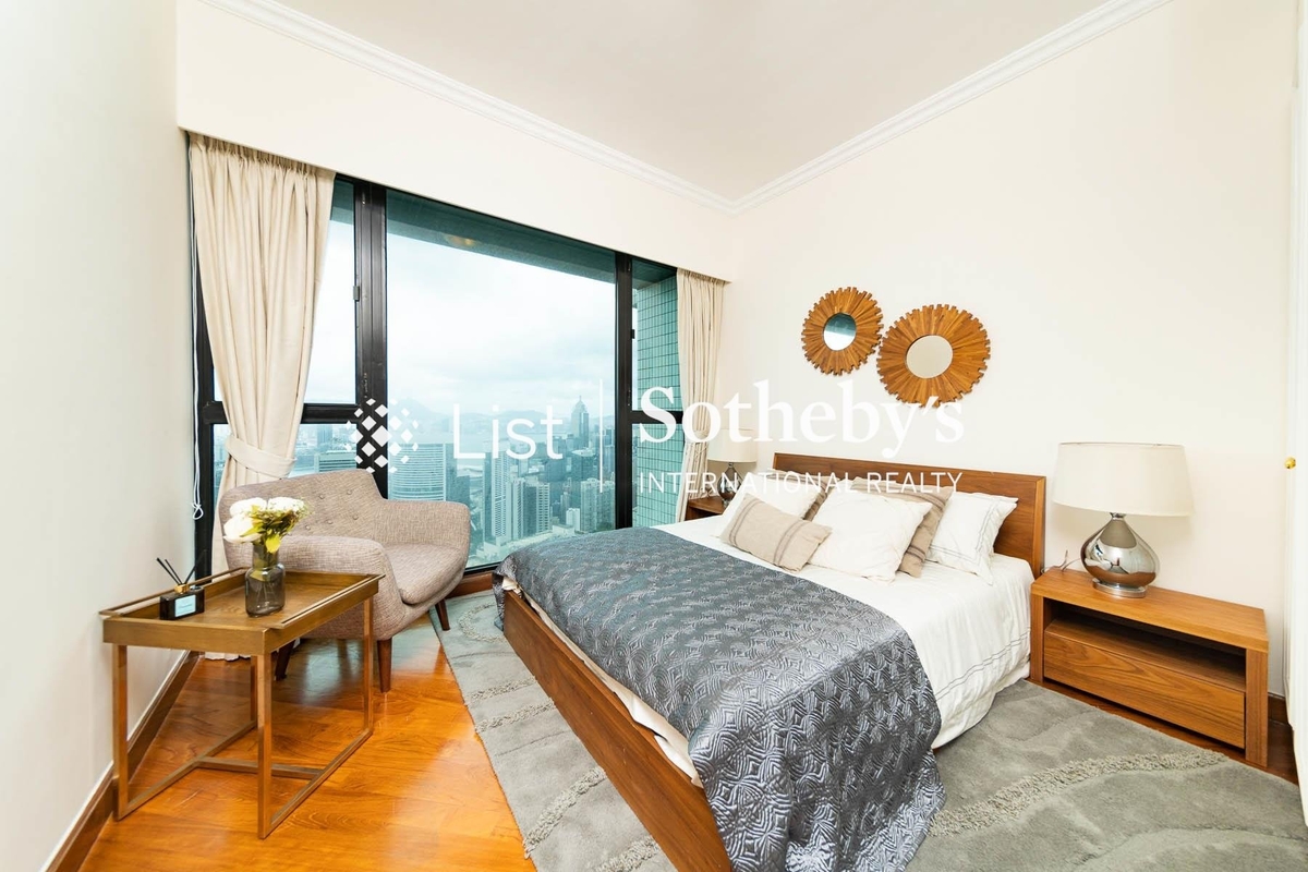 The Harbourview 港景別墅 | Second Bedroom