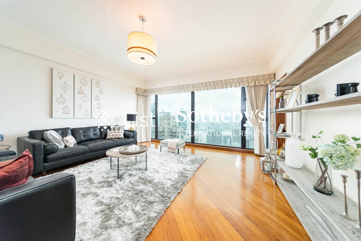 The Harbourview 港景别墅 | Living and Dining Room