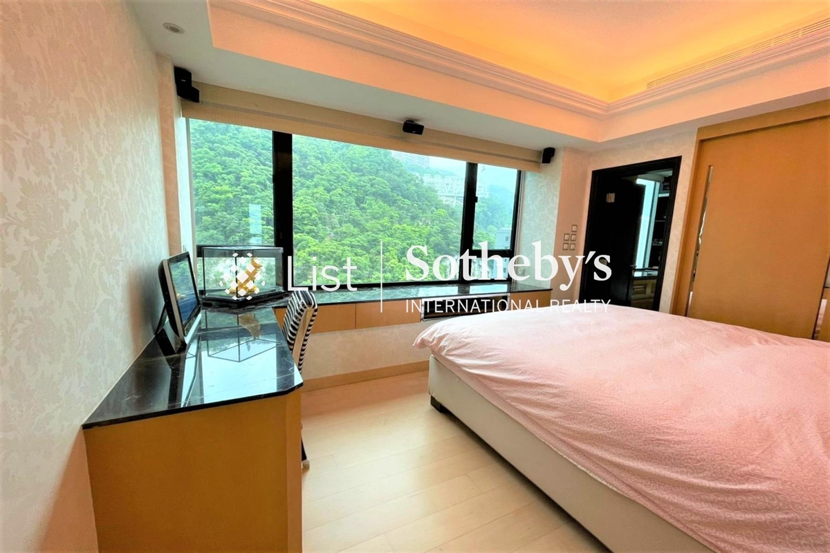 The Harbourview 港景別墅 | Second Bedroom
