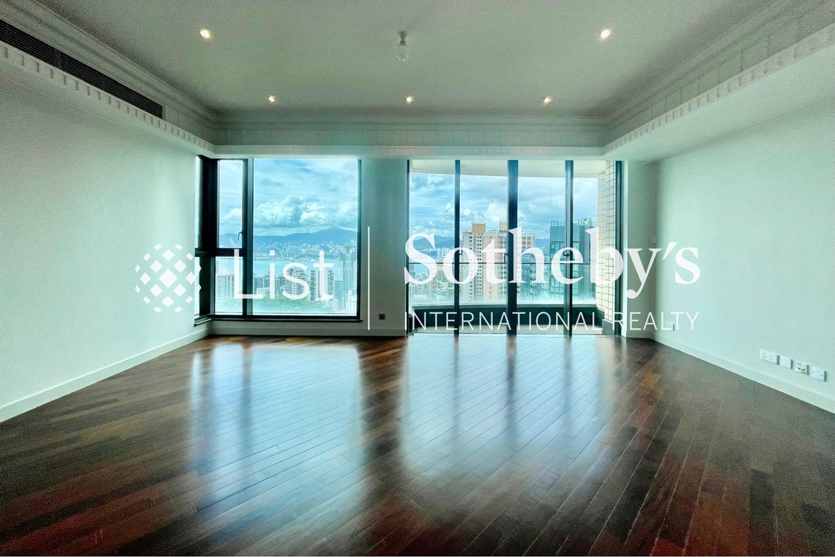 1 Po Shan Road 寶珊道1號 | Living Room