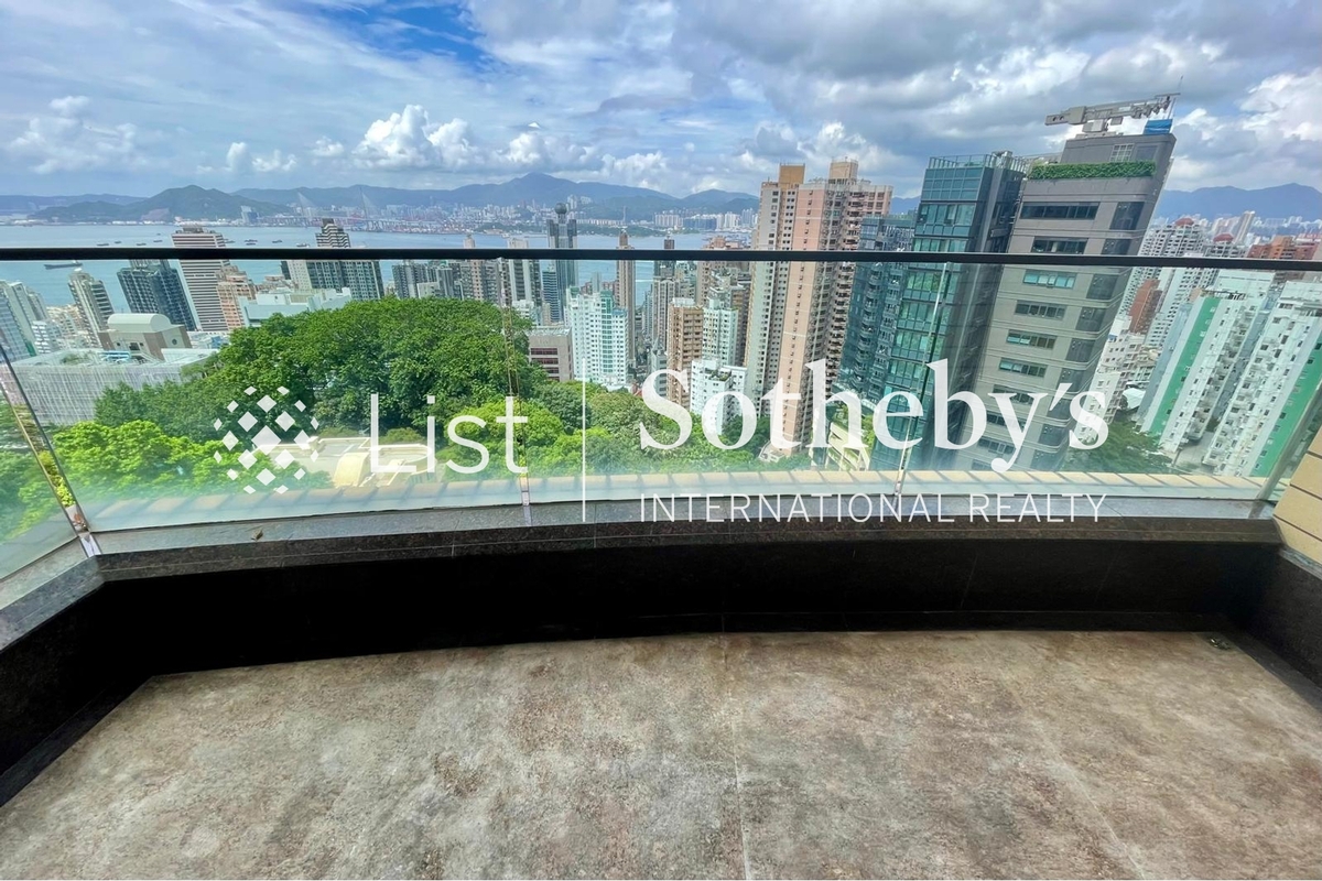 1 Po Shan Road 寶珊道1號 | Balcony off Living Room