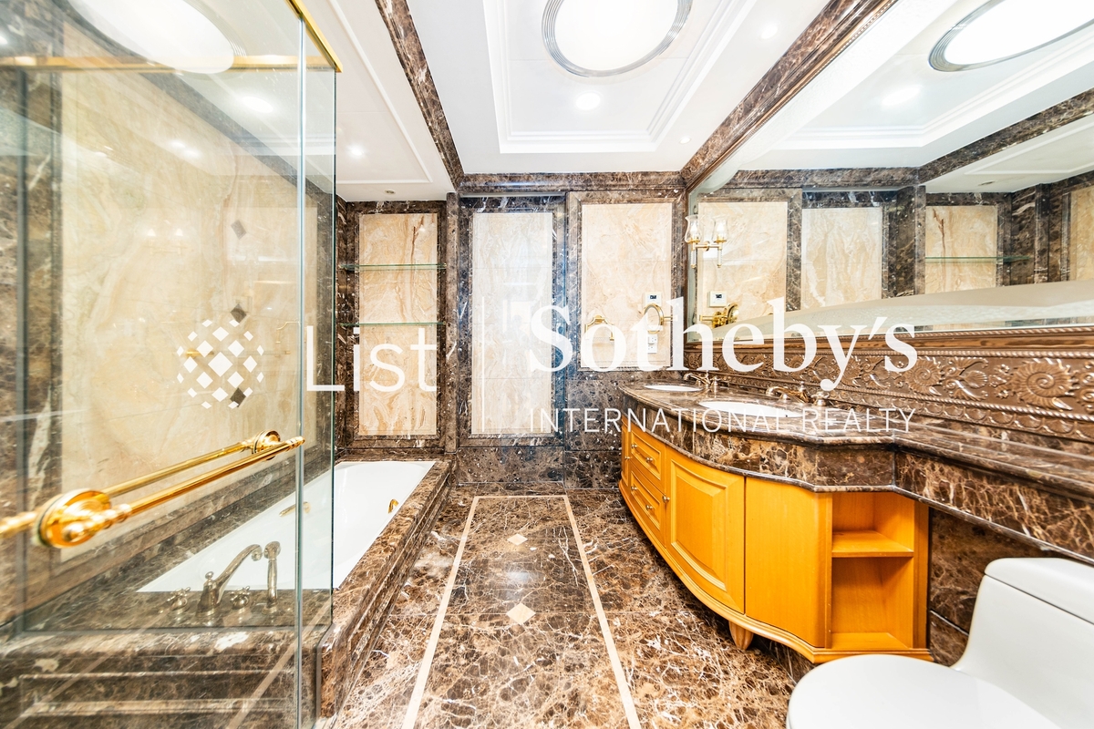1 Po Shan Road 寶珊道1號 | Master Bathroom